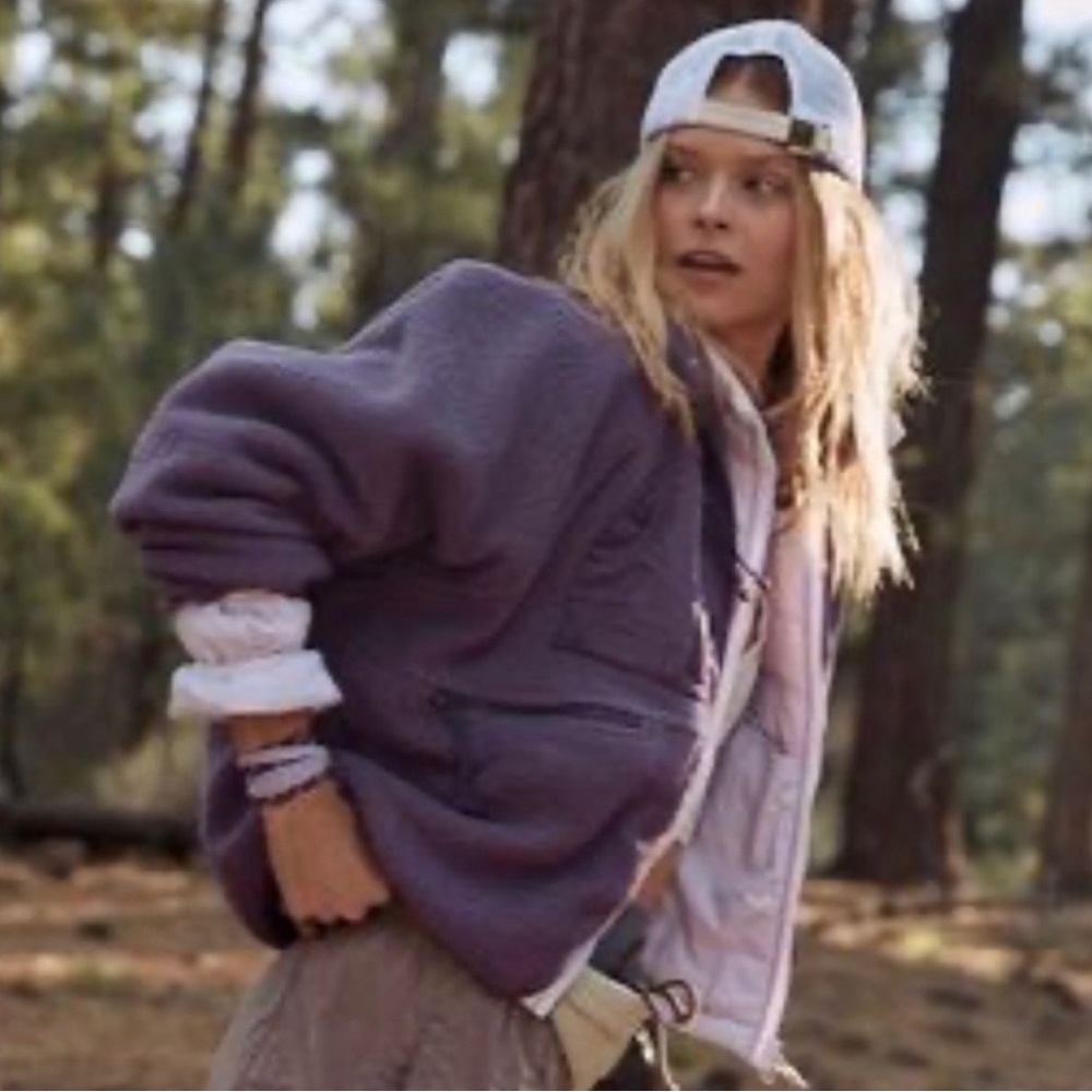 Hit the Slopes fleece, size medium, purple
